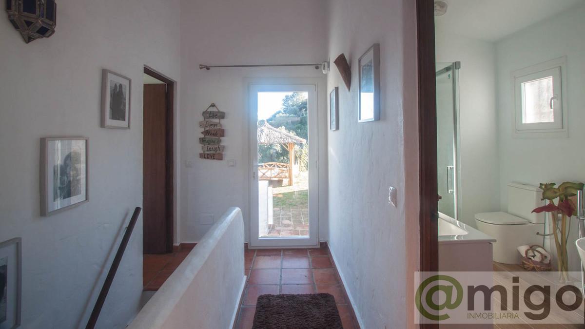 Venta de villa en Casares