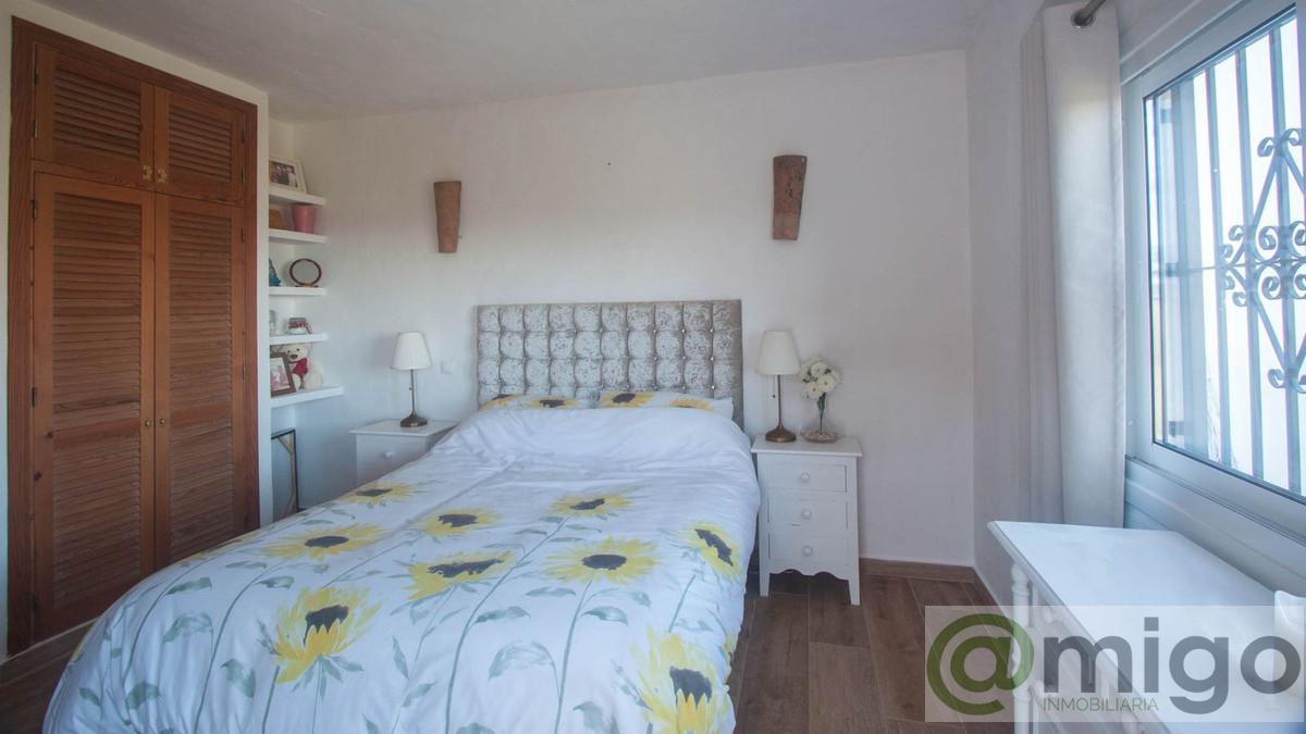 Venta de villa en Casares