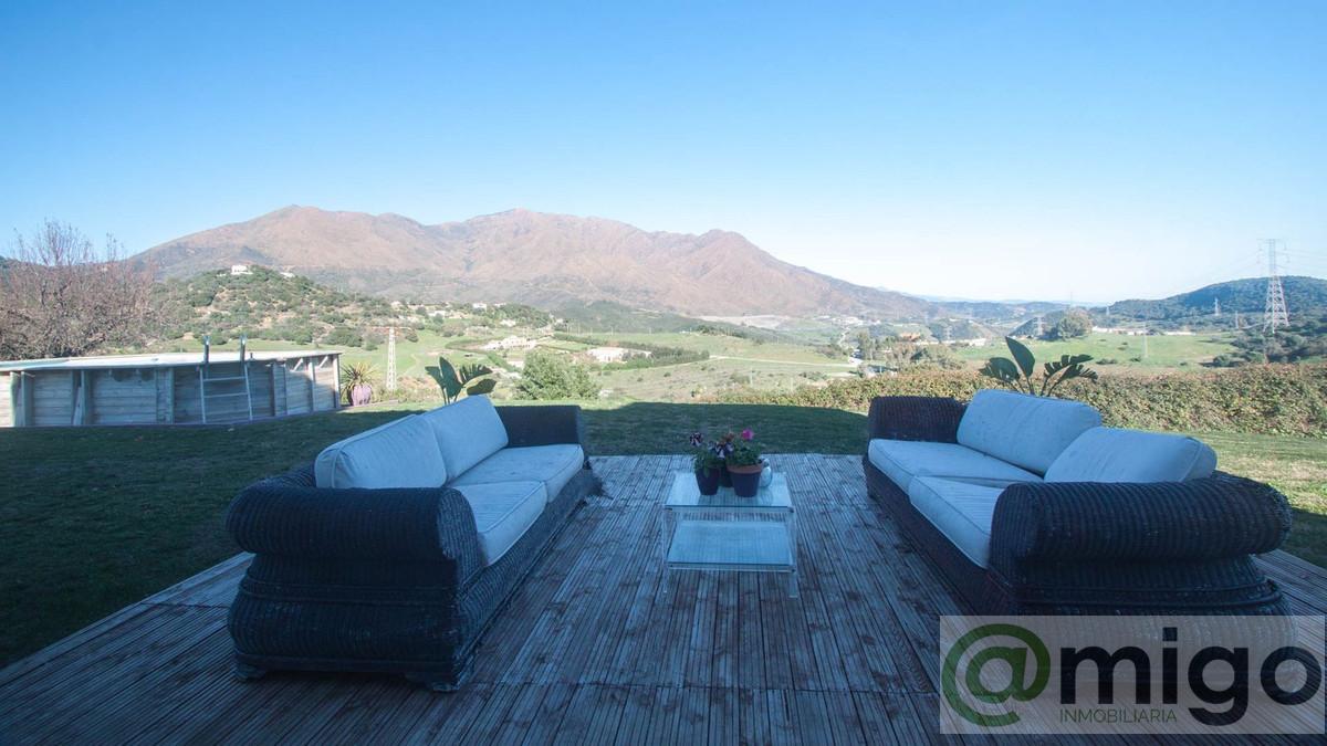 Venta de villa en Casares