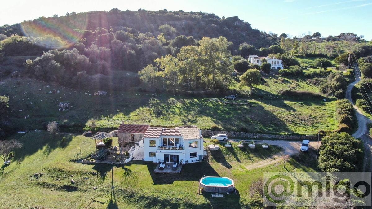 Venta de villa en Casares