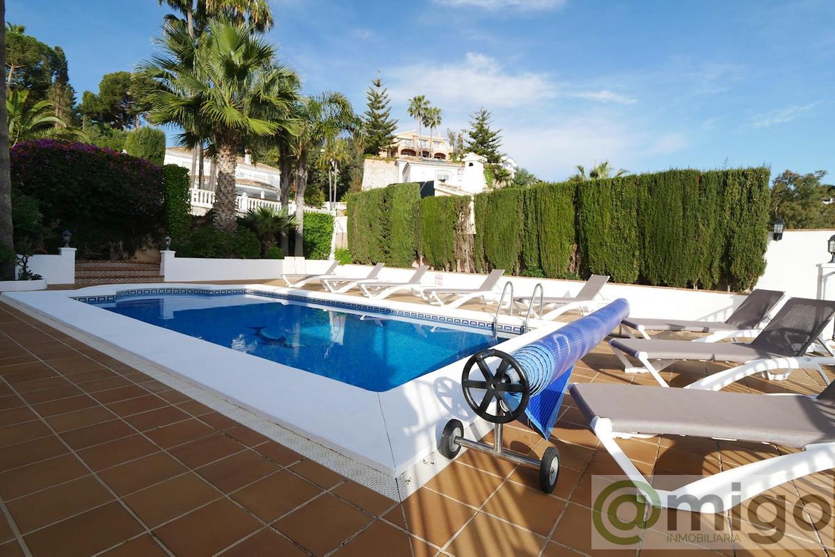 Venta de villa en La Cala de Mijas