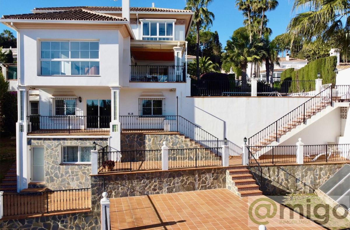 Venta de villa en La Cala de Mijas
