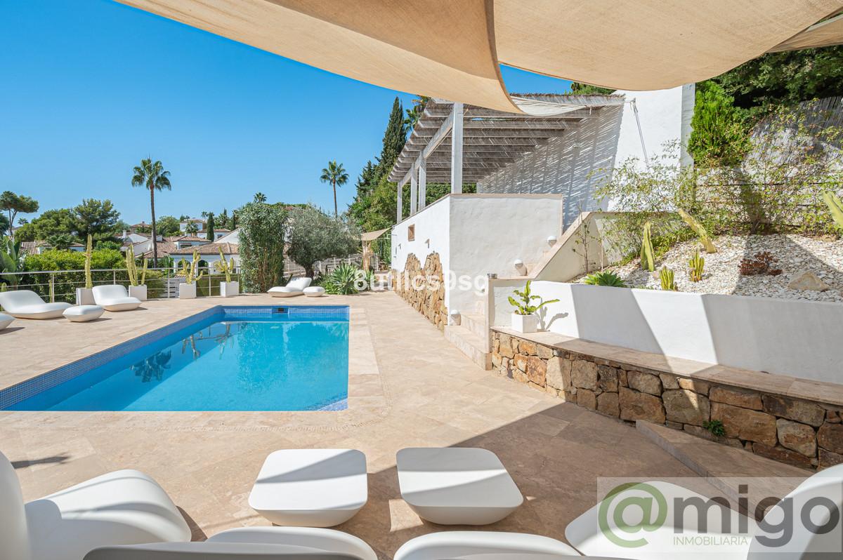 For sale of villa in Marbella