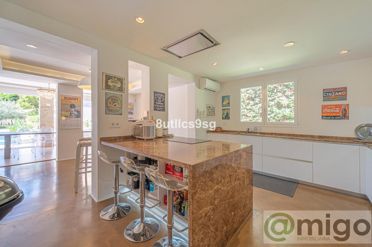For sale of villa in Marbella