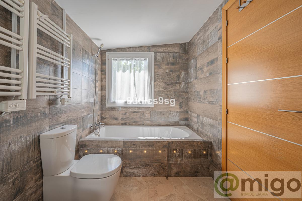 For sale of villa in Marbella