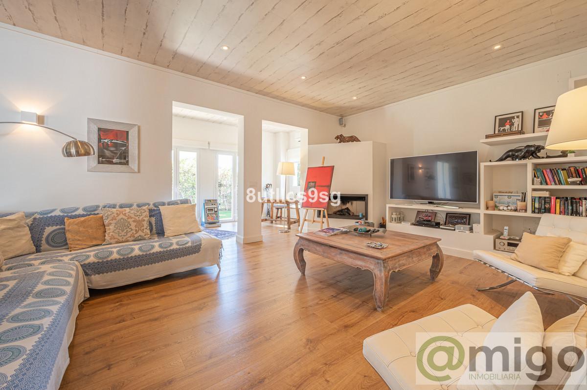 For sale of villa in Marbella