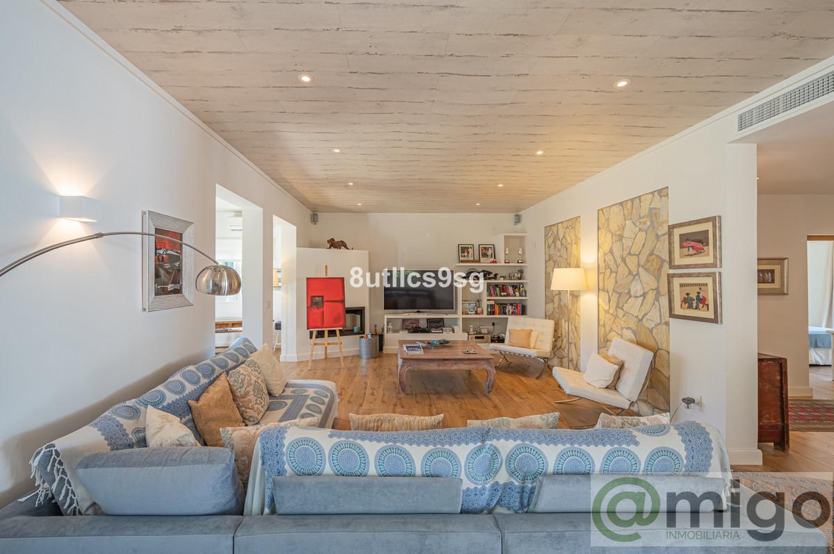 For sale of villa in Marbella