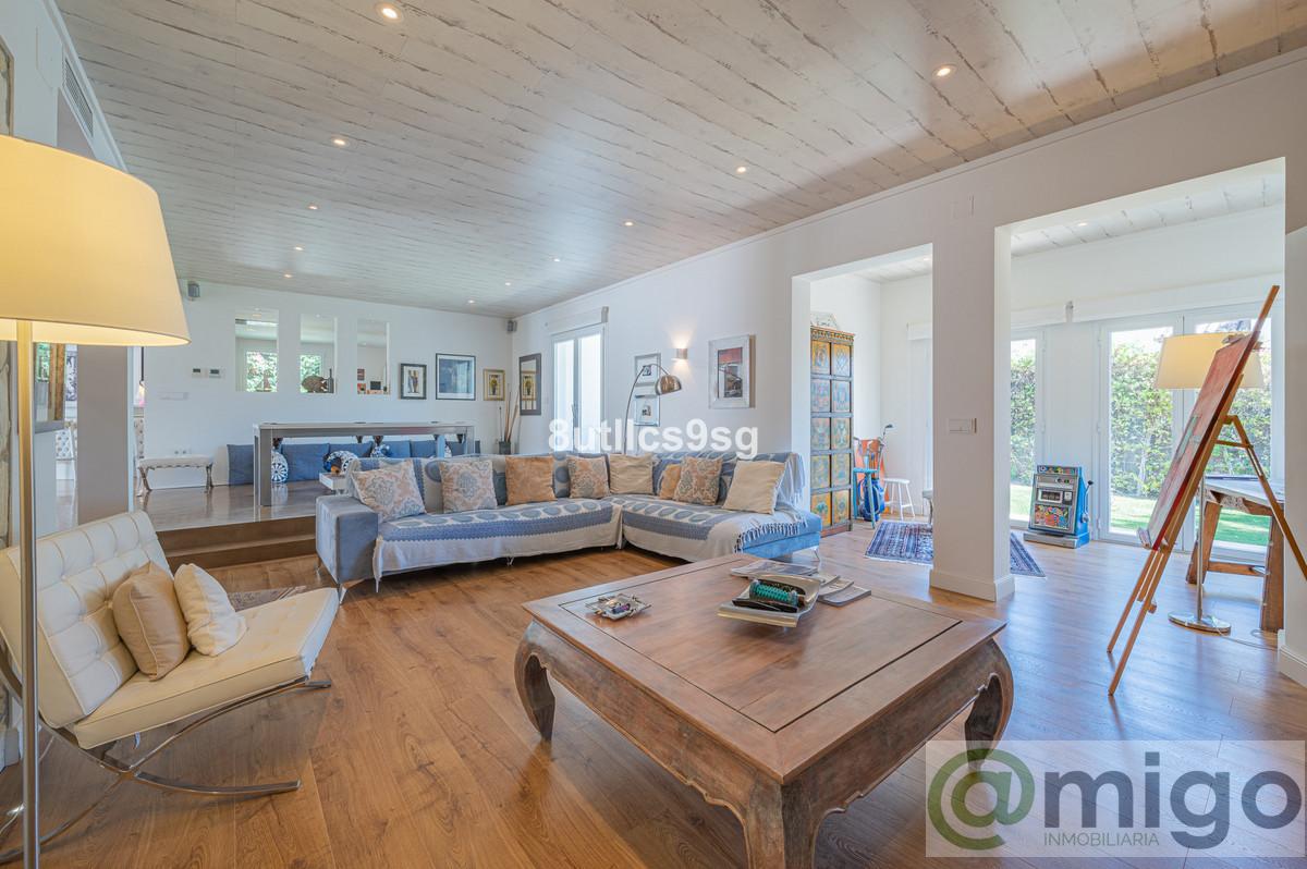 For sale of villa in Marbella
