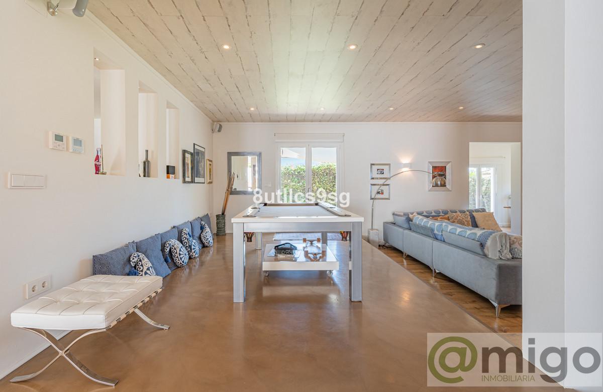 For sale of villa in Marbella