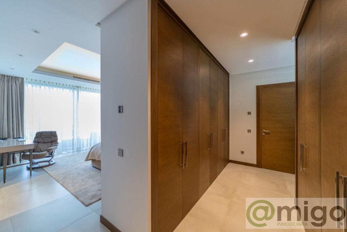 For sale of villa in Marbella