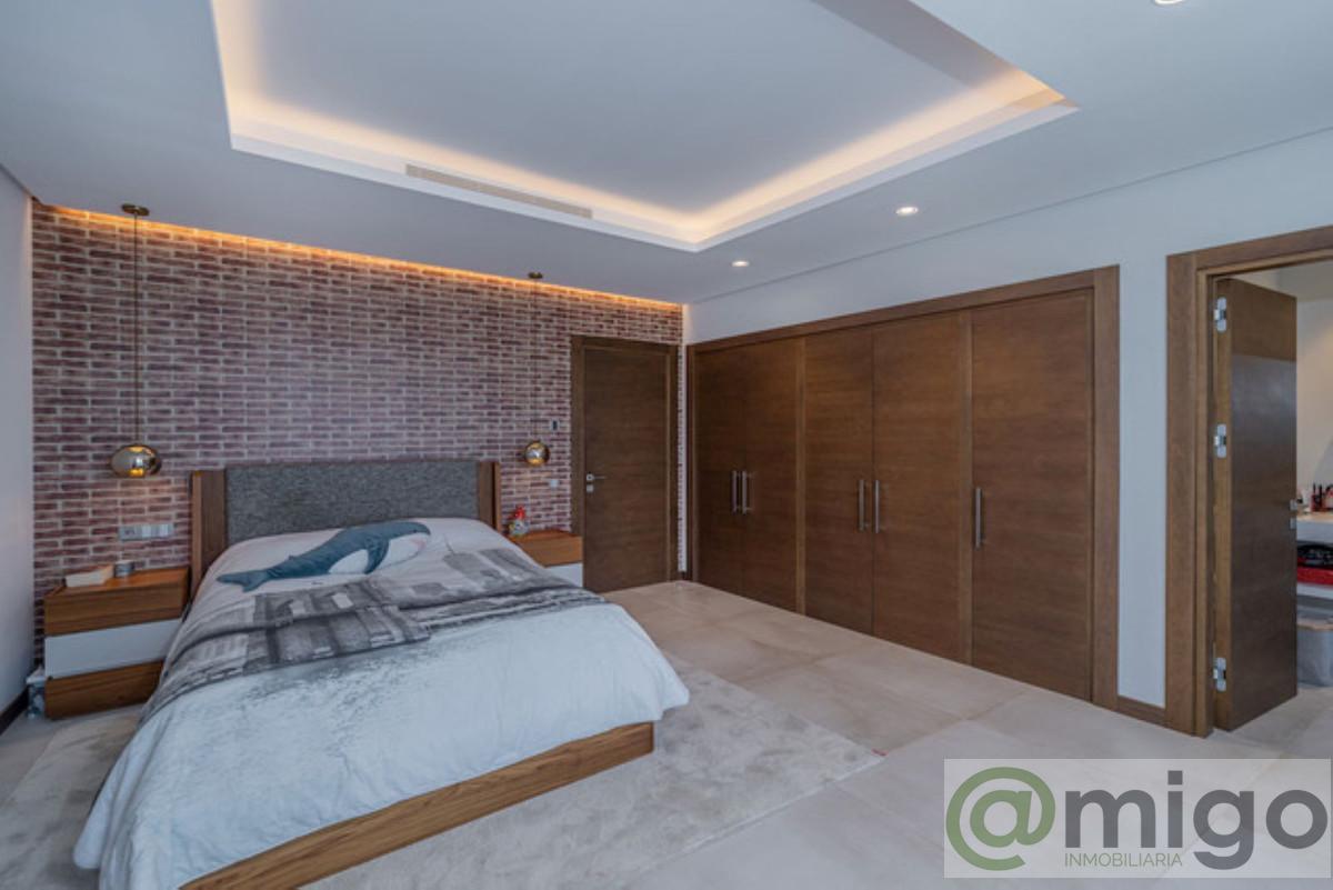 For sale of villa in Marbella