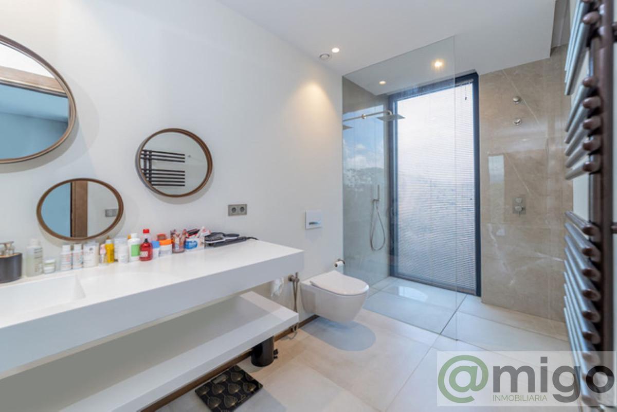 For sale of villa in Marbella