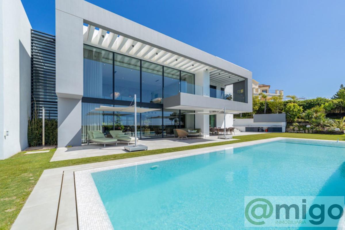 For sale of villa in Marbella