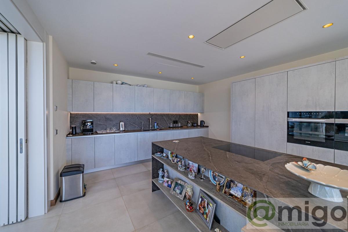 For sale of villa in Marbella