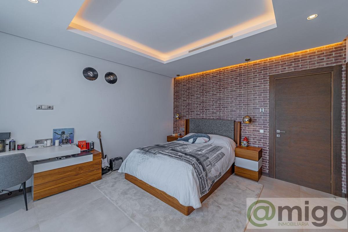 For sale of villa in Marbella