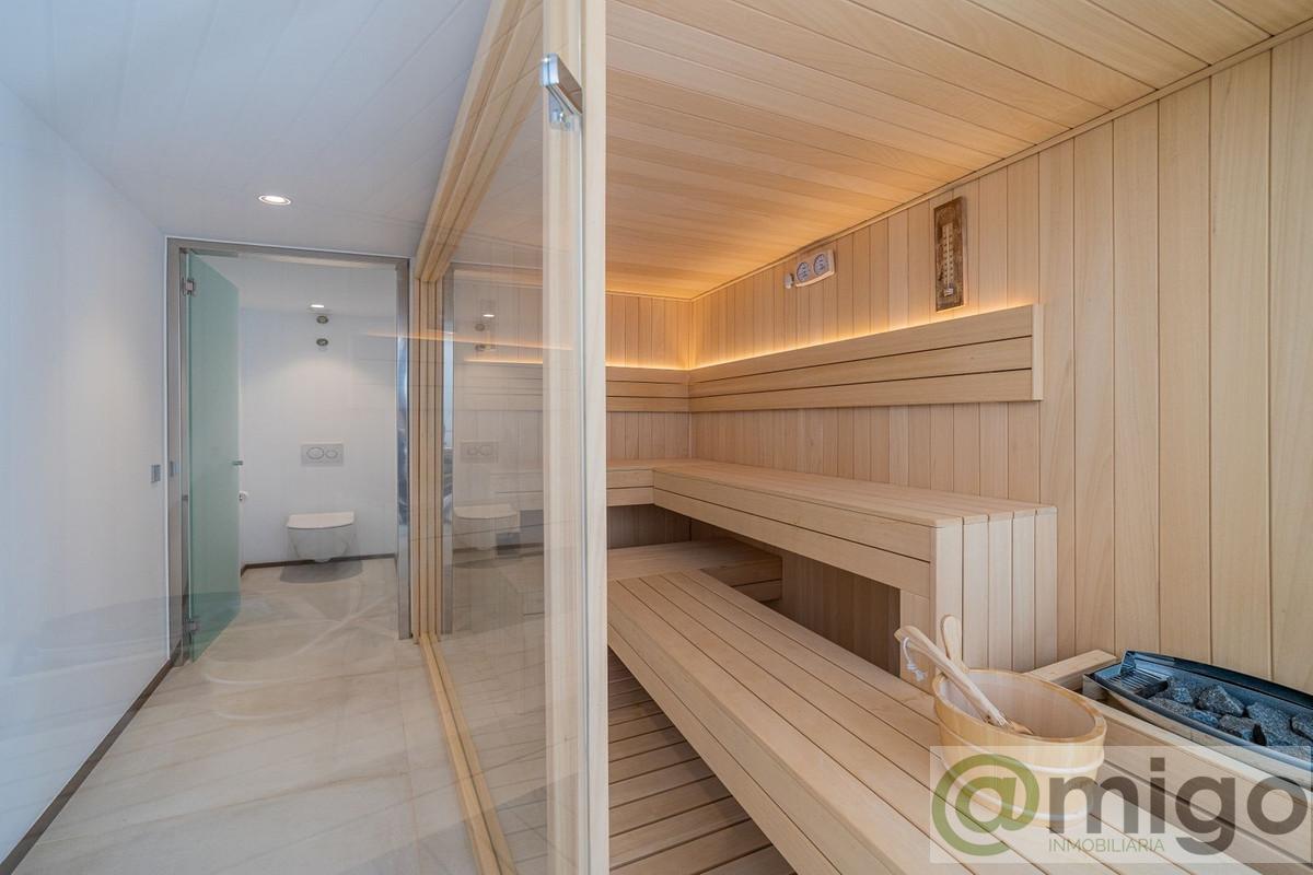 For sale of villa in Marbella