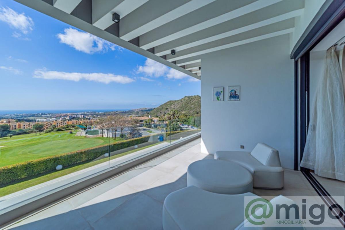 For sale of villa in Marbella