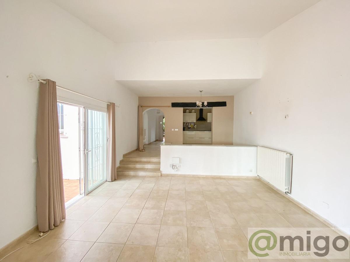 Venta de villa en Calahonda