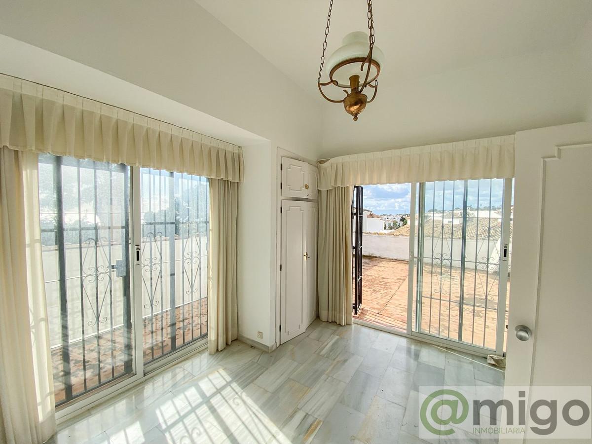 Venta de villa en Calahonda