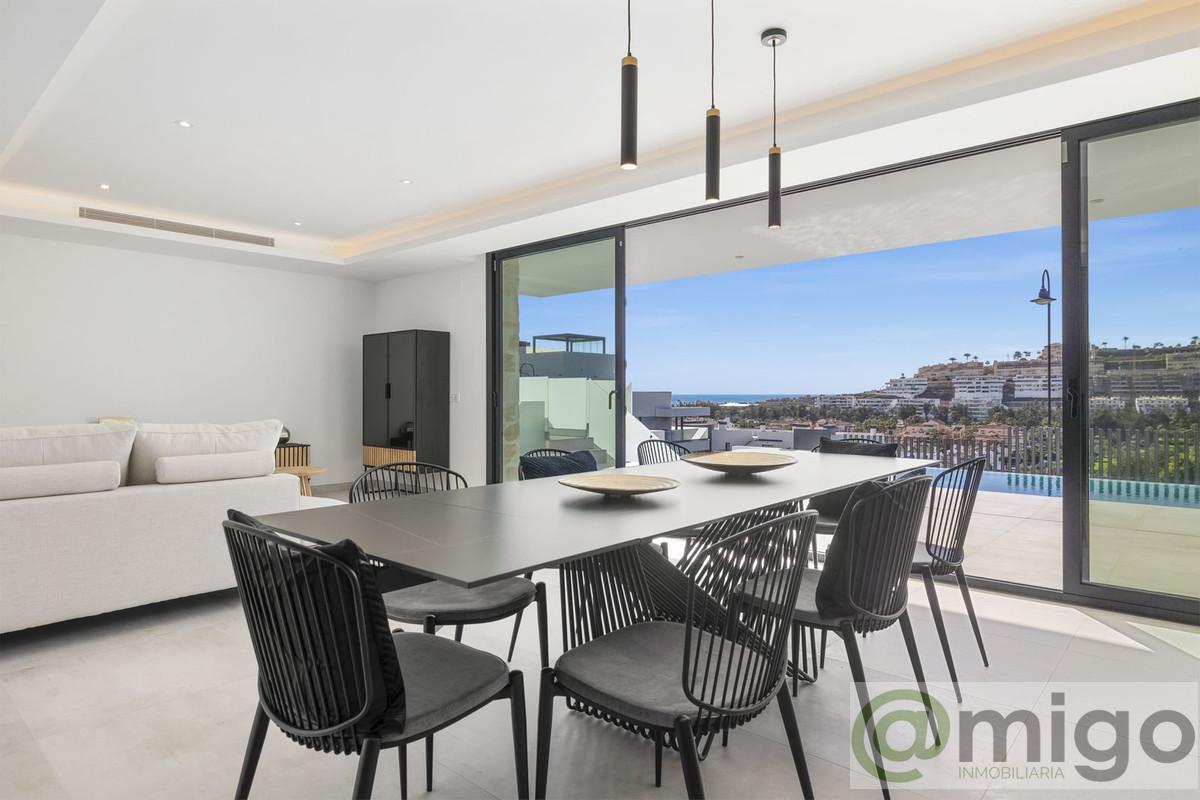 Venta de villa en La Cala de Mijas