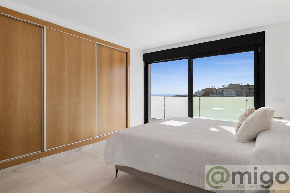 Venta de villa en La Cala de Mijas