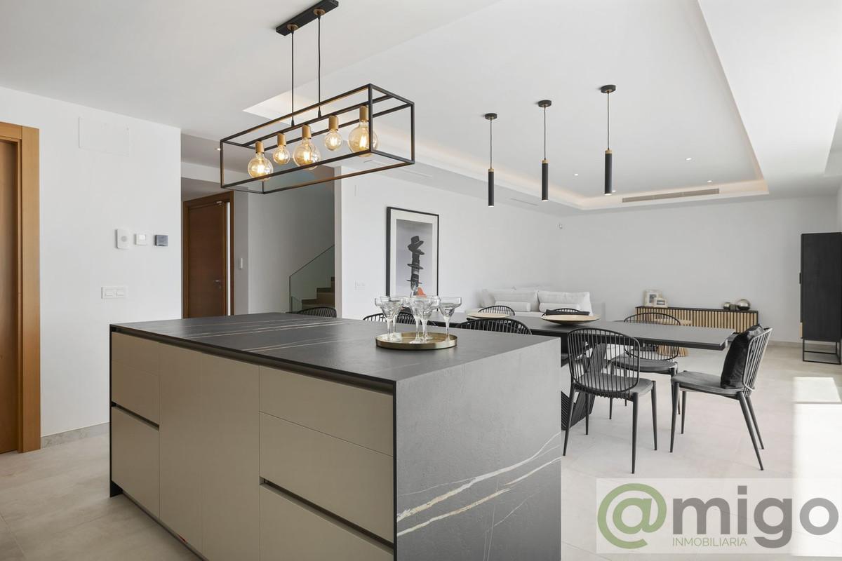 Venta de villa en La Cala de Mijas