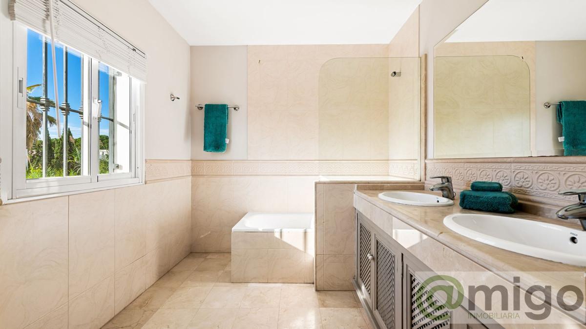 Venta de villa en Marbella