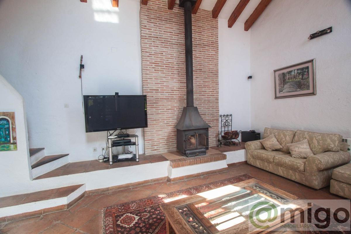 For sale of villa in Casares