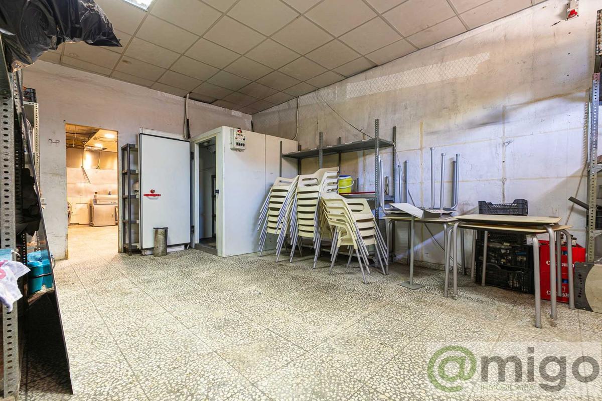 Venta de local en Las Lagunas