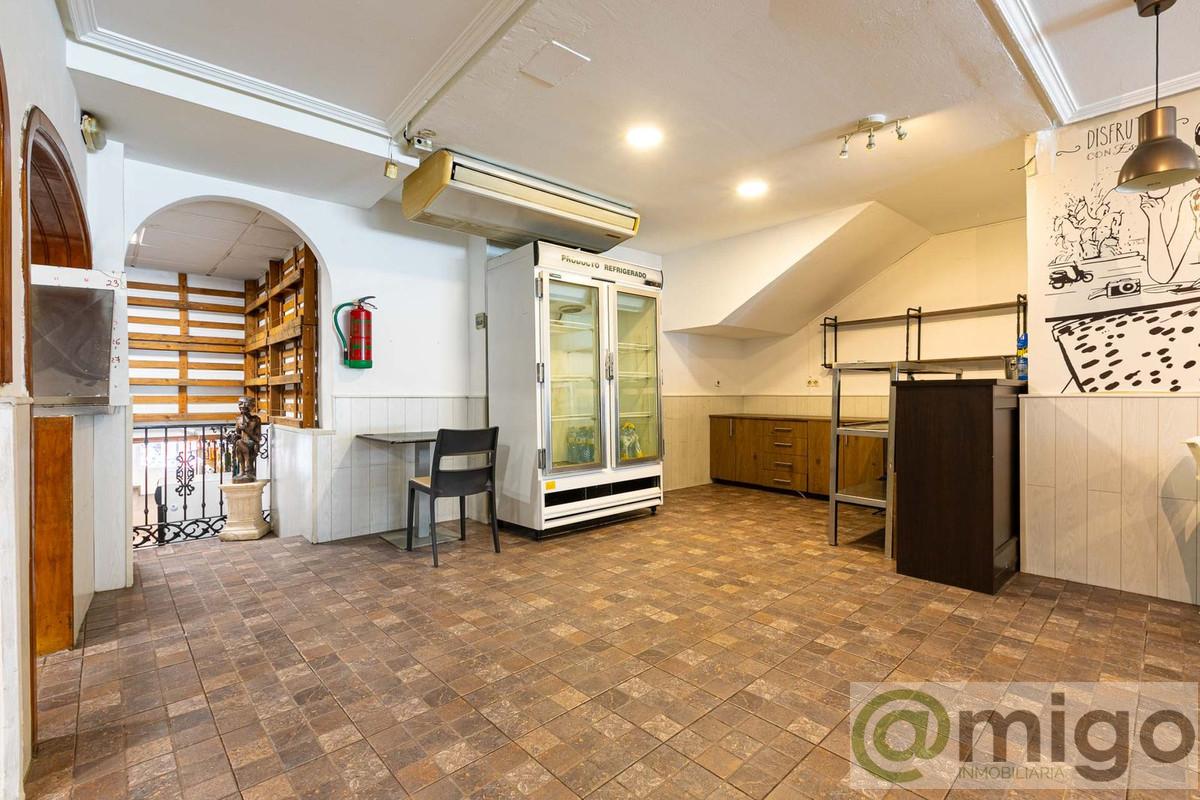 Venta de local en Las Lagunas