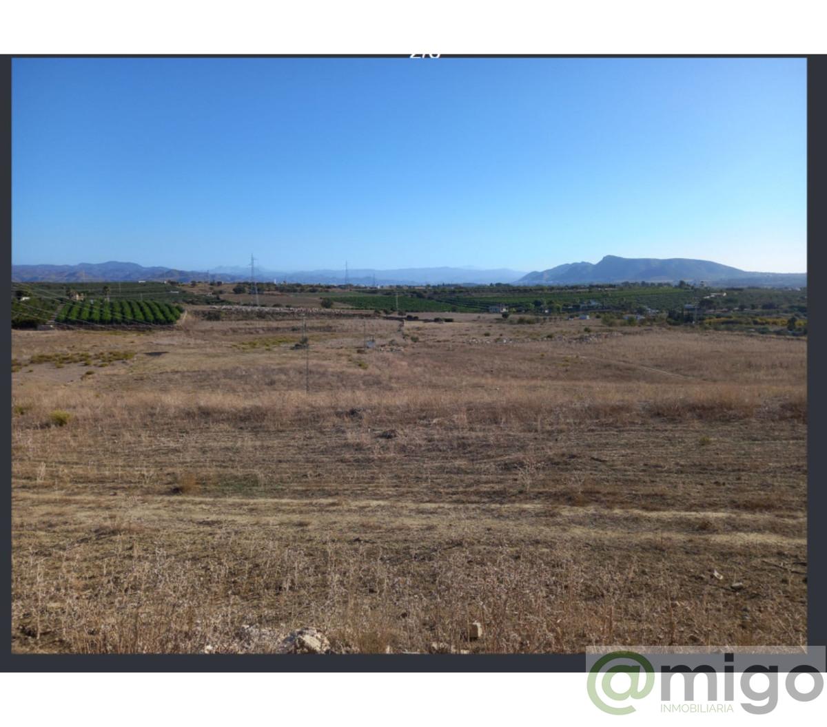 Venta de terreno en Coín