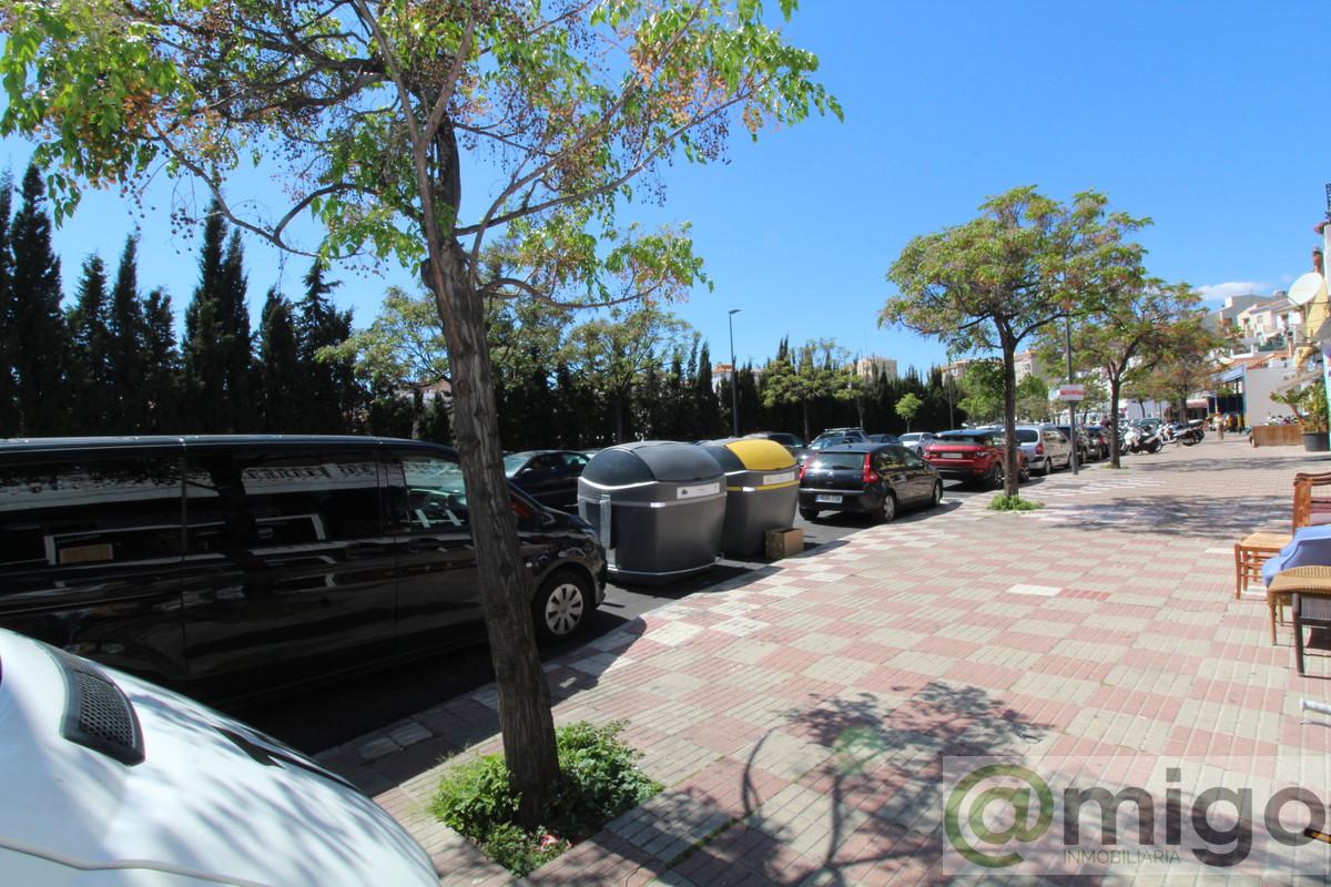 For sale of commercial in Marbella