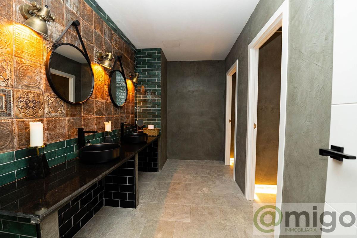 Venta de local en Marbella