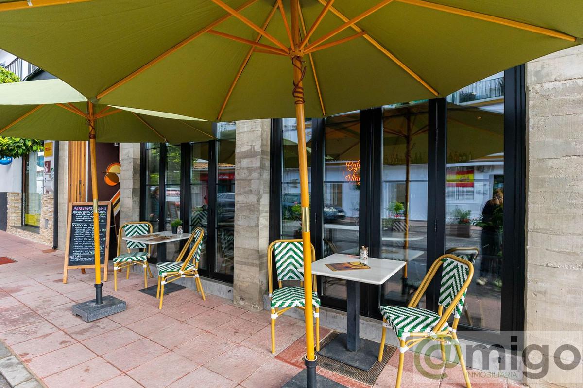 Venta de local en Marbella