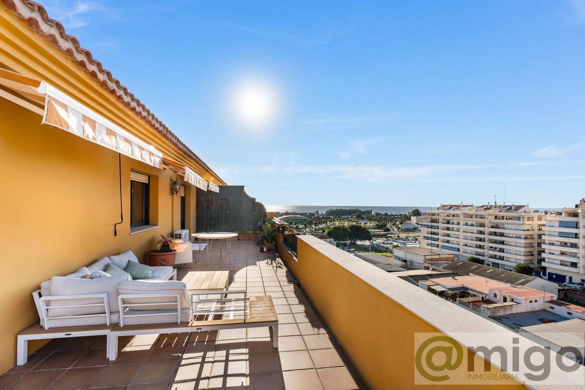 For sale of penthouse in Marbella