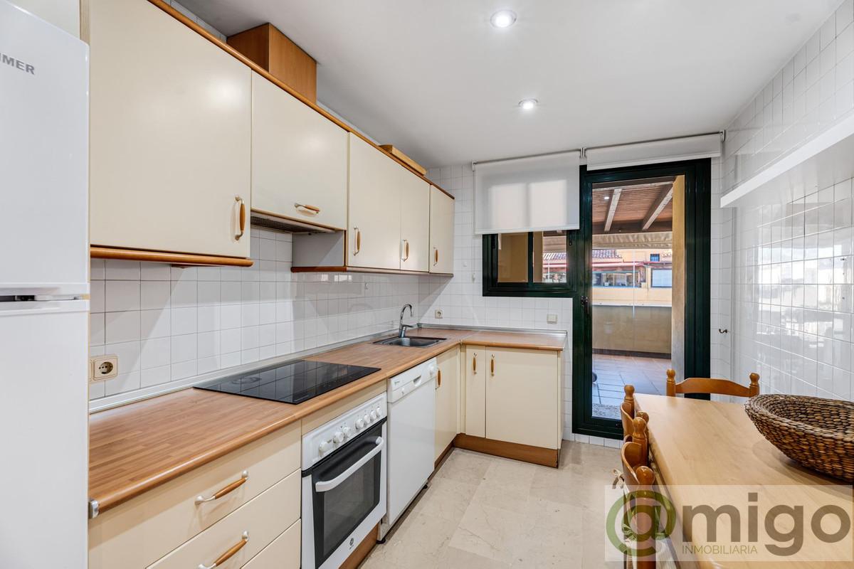 For sale of penthouse in Marbella