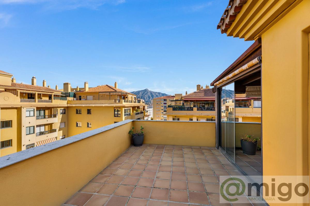 For sale of penthouse in Marbella
