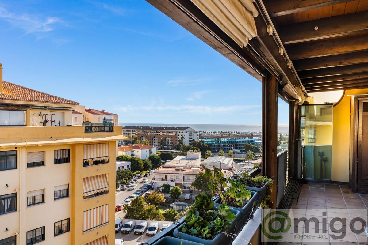 For sale of penthouse in Marbella