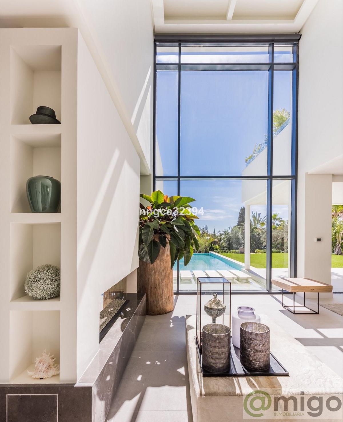 Venta de villa en Aloha