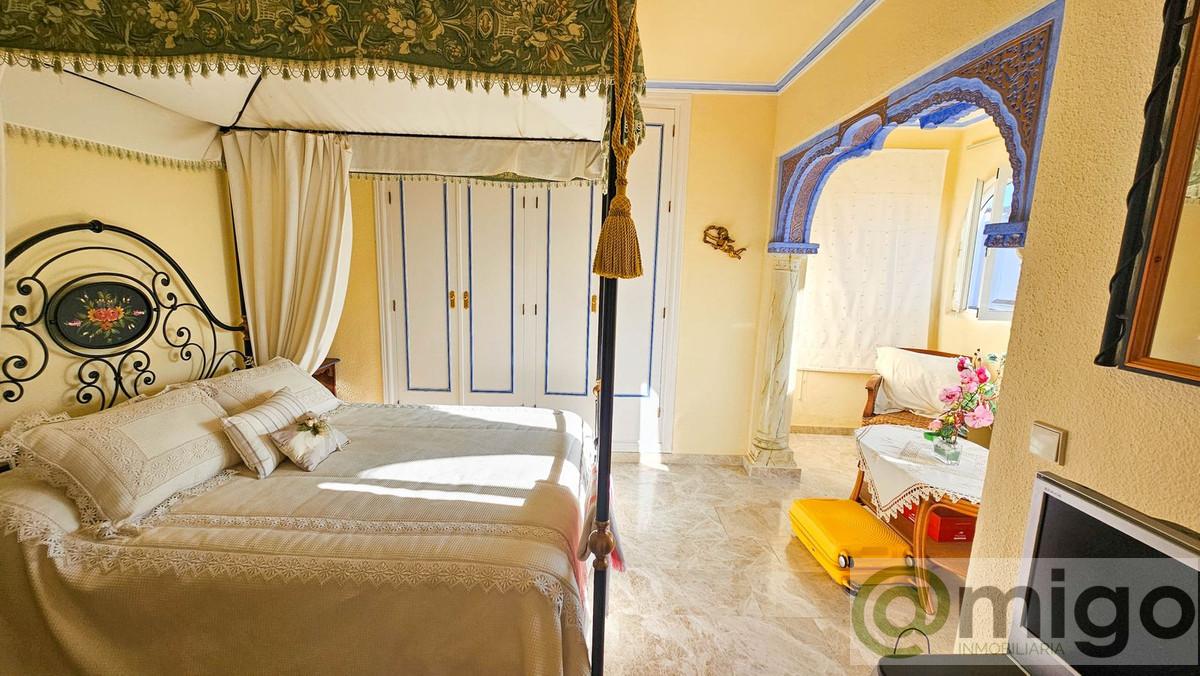 Venta de villa en Casares Playa