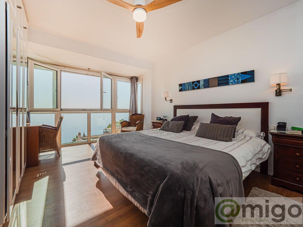 Venta de villa en Málaga Este