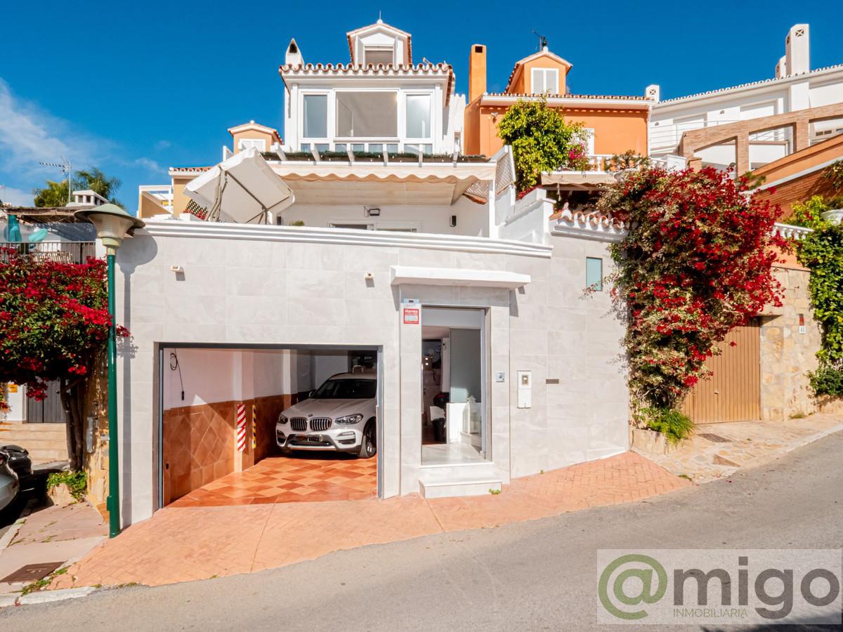 Venta de villa en Málaga Este