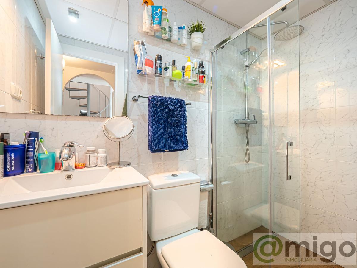 Venta de villa en Málaga Este