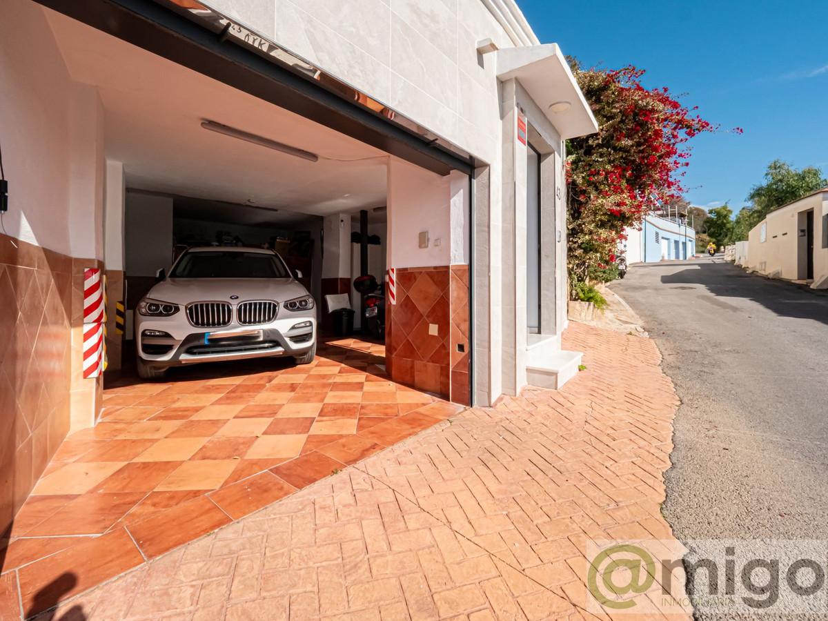 Venta de villa en Málaga Este