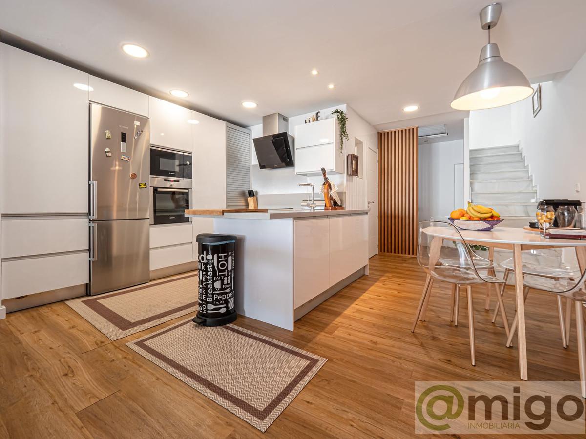 Venta de villa en Málaga Este