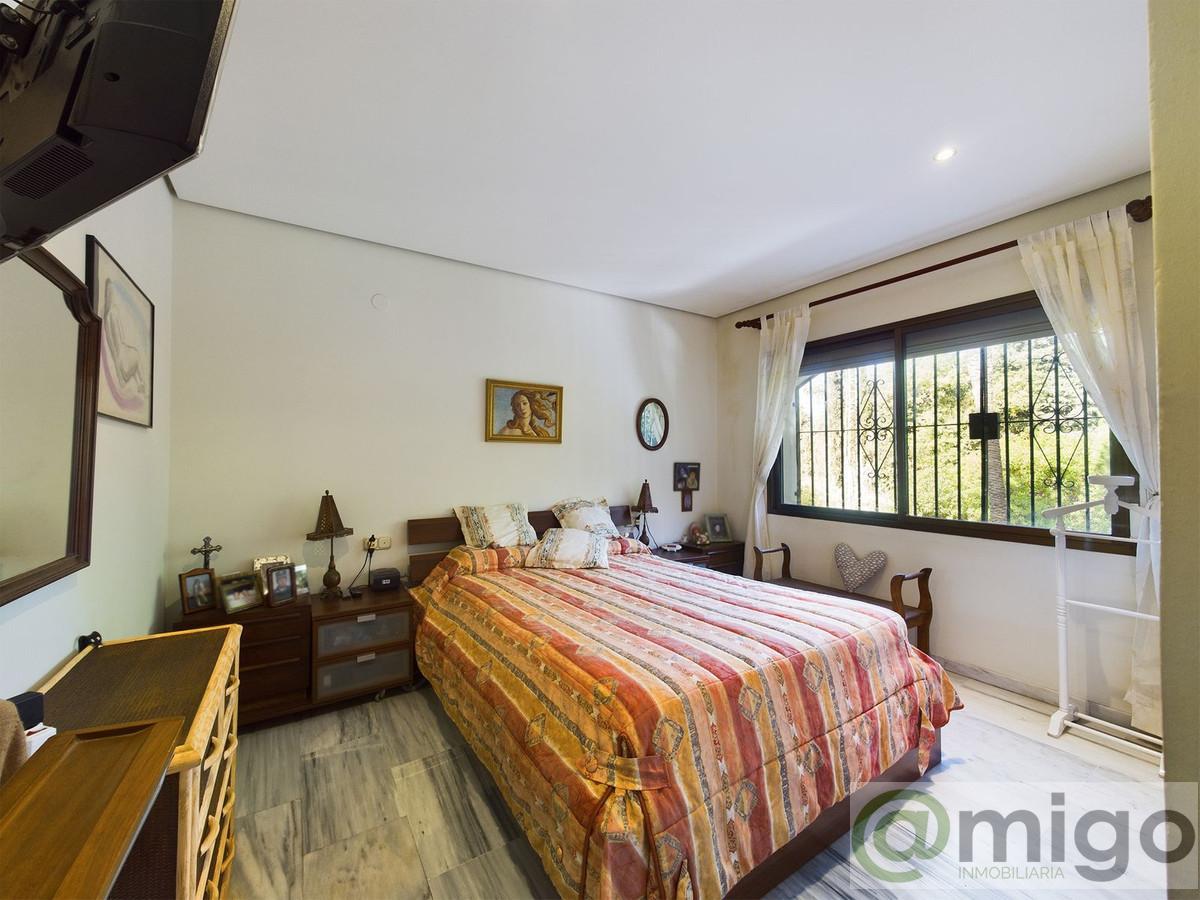 For sale of apartment in Marbella