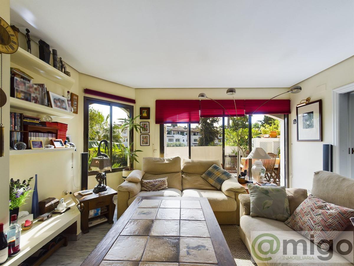 For sale of apartment in Marbella