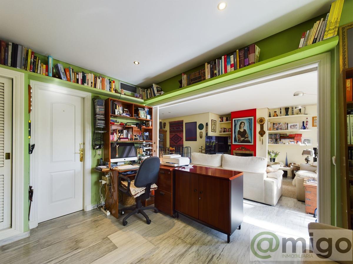 For sale of apartment in Marbella