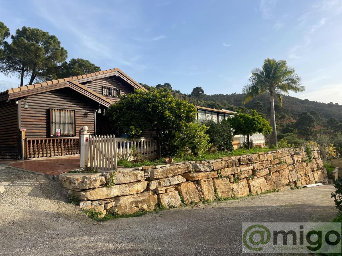 Venta de villa en Estepona