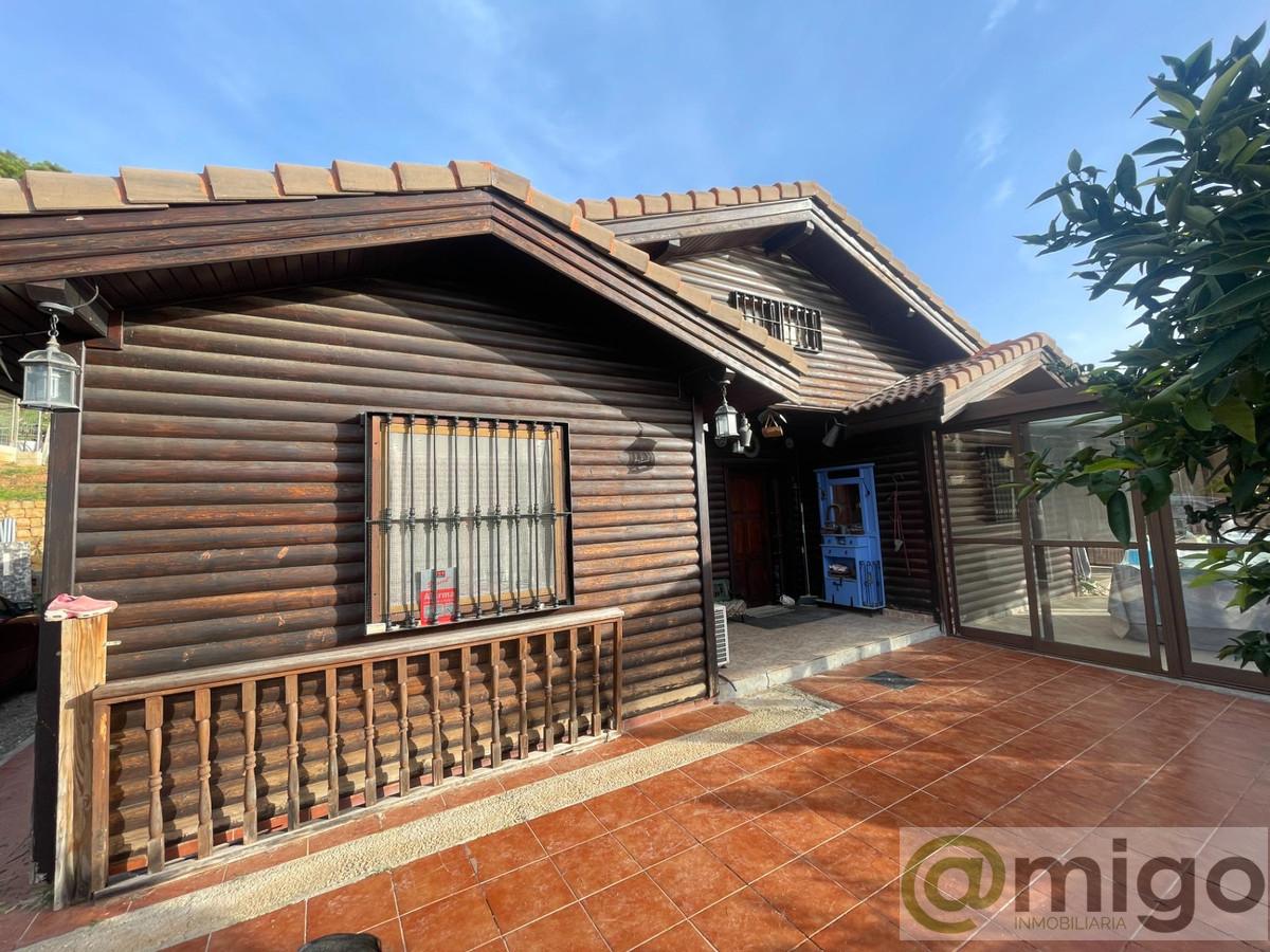 Venta de villa en Estepona